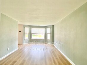 5525 Fair Oaks Dr in Virginia Beach, VA - Building Photo - Building Photo