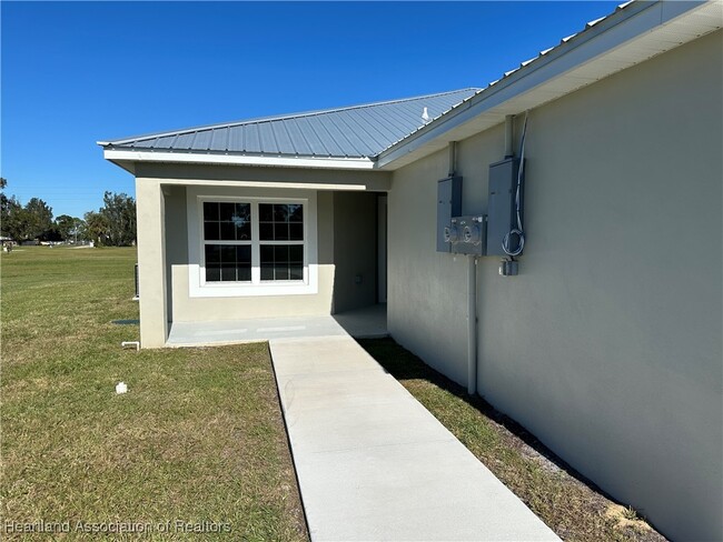 6101 Red Cedar Rd in Sebring, FL - Building Photo - Building Photo