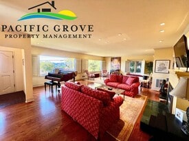 1 Dolores St in Carmel By The Sea, CA - Building Photo