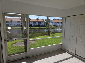 4358 Madeira Ct, Unit 4358 in Sarasota, FL - Building Photo - Building Photo