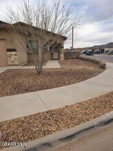 14387 High Rock Dr in El Paso, TX - Building Photo - Building Photo