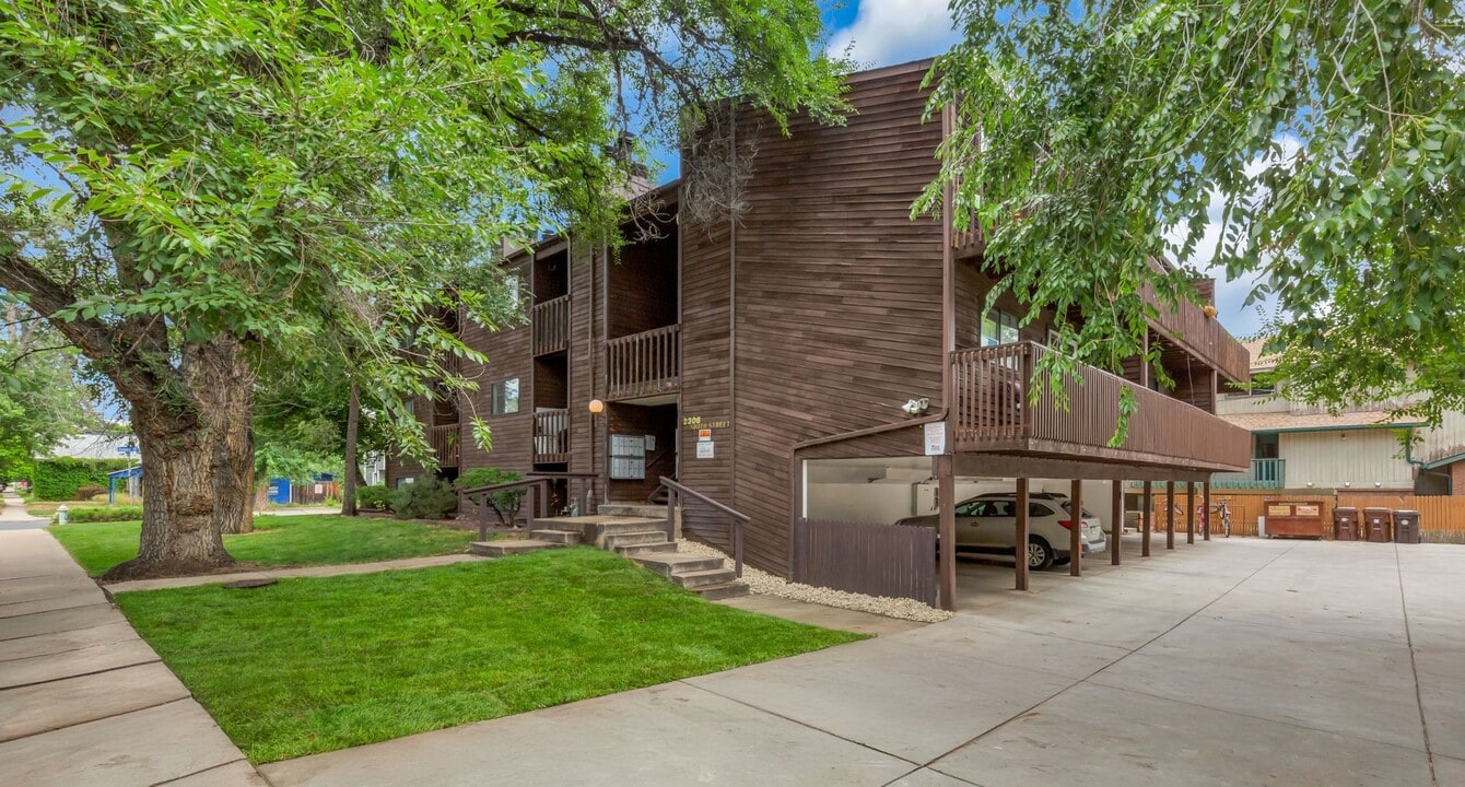 South Street Apartments in Boulder, CO - Foto de edificio