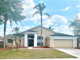 1577 Bay Club Rd in Oviedo, FL - Building Photo