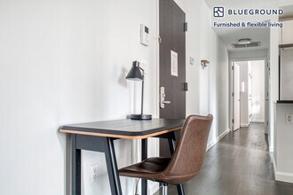 830 8th Ave in New York, NY - Building Photo - Building Photo