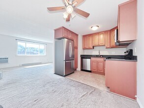 73 Nicholas Rd in Framingham, MA - Building Photo - Building Photo