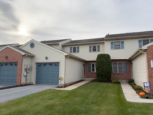 2146 Walnut St in Lebanon, PA - Building Photo - Building Photo