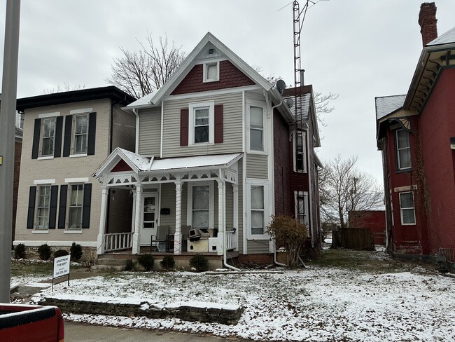 30 S 13th St, Unit 2