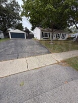 6412 Marcy St in Brighton, MI - Building Photo