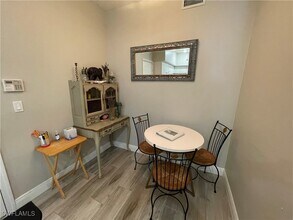 1130 Partridge Cir in Naples, FL - Foto de edificio - Building Photo