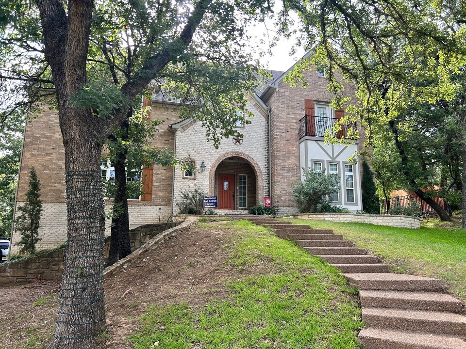 4 Timberline Ct in Trophy Club, TX - Building Photo