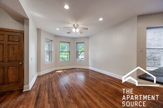 1010 N Kedzie Ave, Unit 1 in Chicago, IL - Building Photo - Building Photo