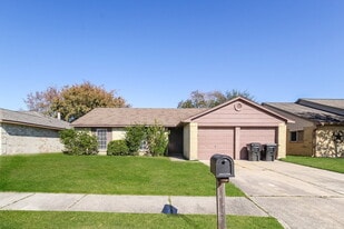 3446 Hombly Rd in Houston, TX - Building Photo