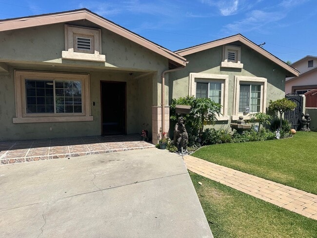 property at 209 Noble Pl