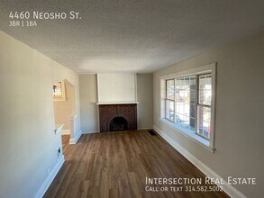 4460 Neosho St in St. Louis, MO - Building Photo - Building Photo