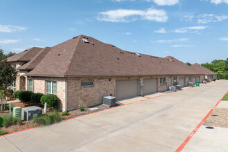 Villas at Willow Grove in McKinney, TX - Building Photo - Building Photo