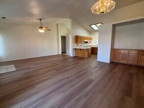2005 Osburn Park Rd in Newman, CA - Building Photo - Building Photo