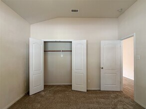 15214 Bartlett Landing Dr in Cypress, TX - Building Photo - Building Photo