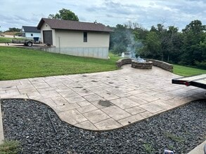 62 County Rd 600A in Loose Creek, MO - Building Photo - Building Photo