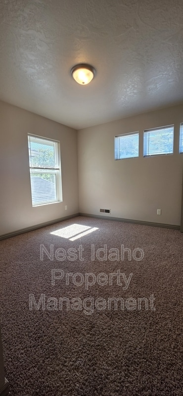 2735 S Spring Bar Way in Meridian, ID - Building Photo - Building Photo
