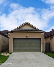 125 Villa Park Ln in Lafayette, LA - Building Photo - Building Photo