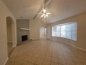 16022 Blackhawk Blvd in Friendswood, TX - Building Photo - Building Photo