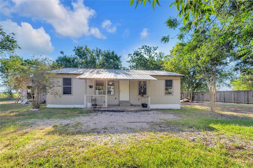 20235 Engelmann Ln in Manor, TX - Building Photo