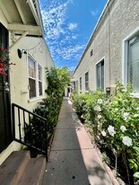 5427 1/2 Dairy Ave in Long Beach, CA - Building Photo