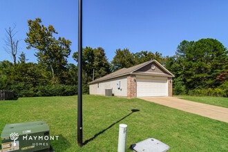 1140 Oak Glenn Loop in Bryant, AR - Building Photo - Building Photo
