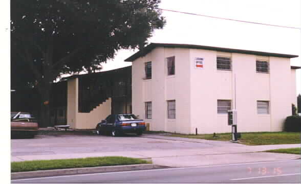 Hope Village Apartments in Orlando, FL - Building Photo