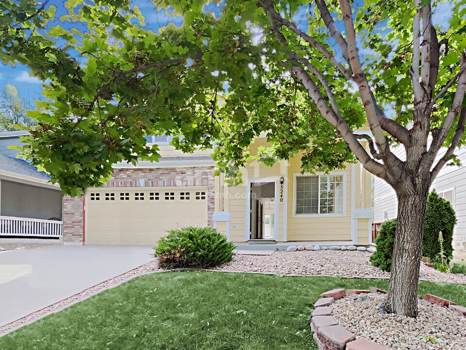 5240 Goshawk St in Brighton, CO - Building Photo