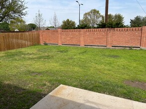 2627 Powderhorn Dr in Little Elm, TX - Building Photo - Building Photo