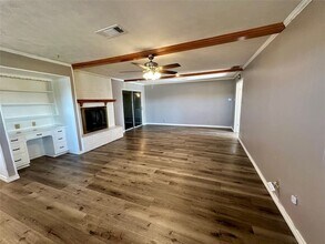 5485 Fm 3097 in Rockwall, TX - Foto de edificio - Building Photo