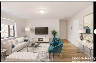 46 Harvard Ave, Unit 2 in Brookline, MA - Building Photo