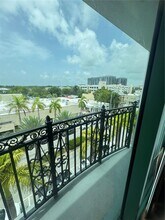 5781 SW 72nd St in Miami, FL - Building Photo - Building Photo