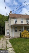 25 E Camden Ave-Unit -B in Moorestown, NJ - Building Photo - Building Photo