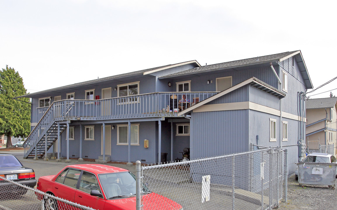 1608 Walnut St in Everett, WA - Building Photo