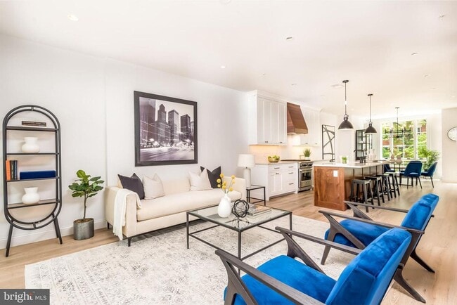 property at 467 M St NW