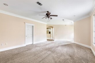 108 Harbour Town Cir in Montgomery, TX - Building Photo - Building Photo