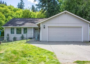 2521 123rd Ave SW in Olympia, WA - Building Photo