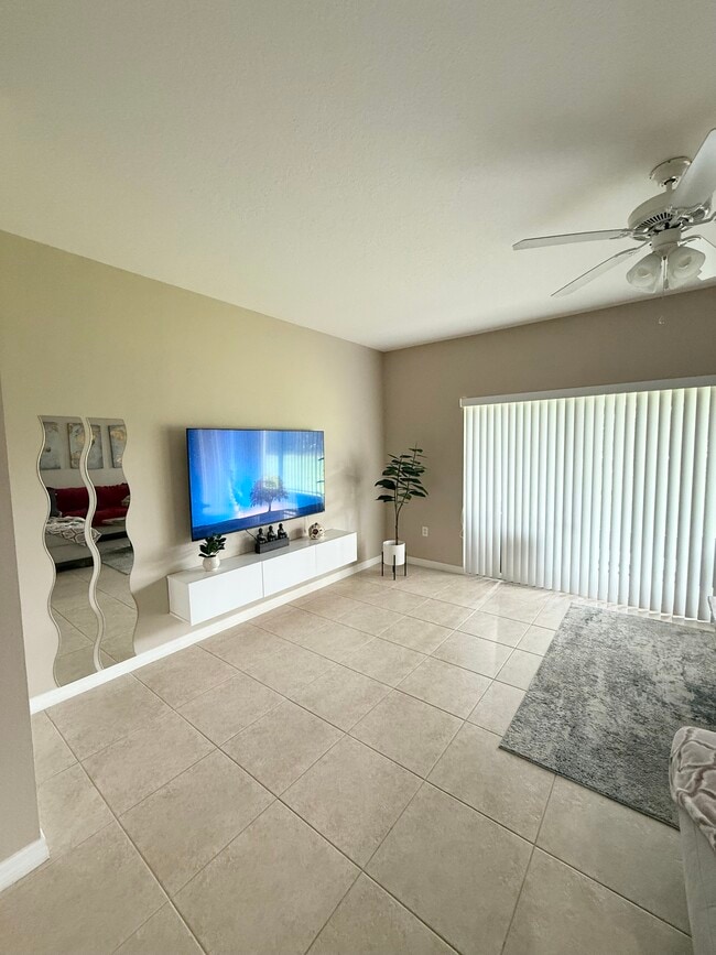 property at 222 Bexley Dr