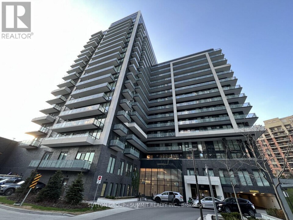 85-485 Oneida Crescent in Richmond Hill, ON - Building Photo