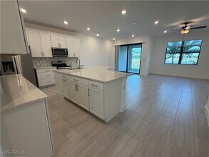 4149 Sonoma Oaks Wy in Naples, FL - Building Photo - Building Photo