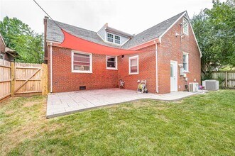 4106 Grove Ave in Richmond, VA - Building Photo - Building Photo