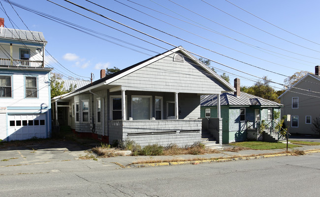 19 Union St in Waterville, ME - Building Photo - Building Photo