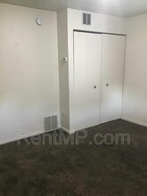 1019 E Broadway St in Mt. Pleasant, MI - Building Photo - Building Photo