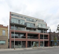 Volta Lofts in Toronto, ON - Building Photo