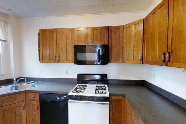 306 N State St in Ann Arbor, MI - Building Photo - Building Photo