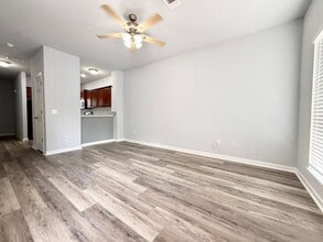 611-B Grove in Springdale, AR - Building Photo - Building Photo