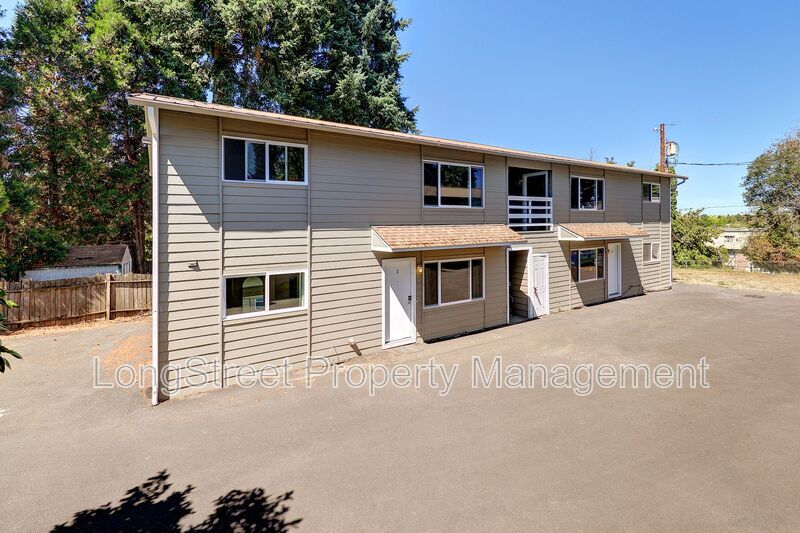 11380 SW Greenburg Rd in Portland, OR - Foto de edificio