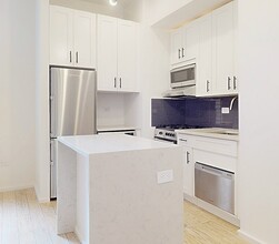 472 Central Park W in New York, NY - Building Photo - Building Photo